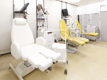 足楽 横浜白楽店/店内の様子