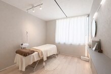 アンドエルビオ(&Elbio)