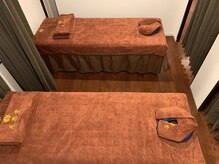 足恩堂/店内/足つぼ/アロマリンパ