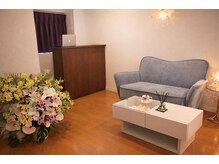 リラクゼーションサロン プレシャス(Precious)/受付と待合室♪
