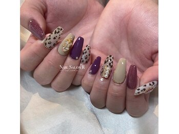 ネイルサロン R/スタイリングコース