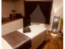ナーム(Na'am)の雰囲気（雰囲気の違う２種類のお部屋をご用意しております。）