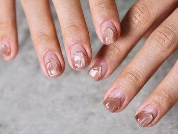 Lia nail 大宮 パラジェル/フィルイン/マグネット/定額/ニュアンス/自爪育成/フレンチの写真/ネイルと同時に肌ケアができるルビッシュライト導入店*トレンド~定番まで洗練された大人可愛いデザイン多数