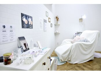 アーサス ヘアー デザイン 燕三条店(Ursus hair Design by HEAD LIGHT)