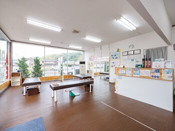 ストレッチヒーロー 倉吉店(STRETCH HERO)/内観のようす