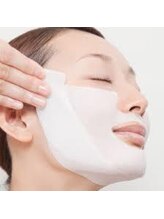 サレーヌ フェイシャルサロン 伊丹店/リフトストレッチマスク！