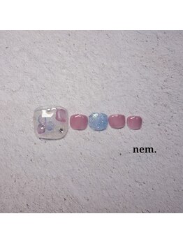 ネム(nem.)/フット定額ネイル　6,600円