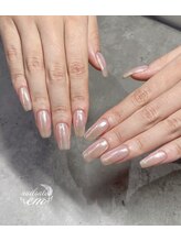 エム(em)/オーロラネイル