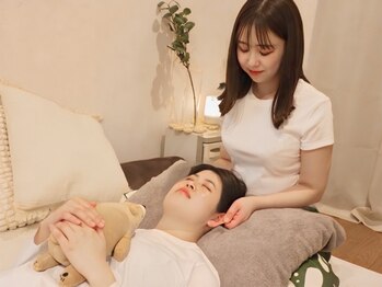 ヘッドスター 恵比寿(HEADSTAR)の写真/《眠れる施術zzZ》思考を鎮め頭の中を空っぽに＿。常に考え続けるビジネスパーソンに寄り添うヘッドスパ☆