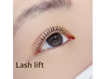 ミー(me.)/ラッシュリフト