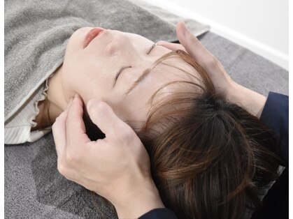 アキュリラ(Acurela)の写真