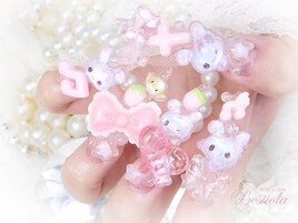 ボンドロネイル
