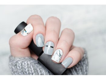 PIANE NAIL 神戸三田駅前店【ピアーネネイル】/ショートネイル専門店♪三田