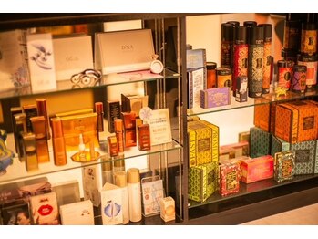 エムドゥービー(Mde`B)/商品ディスプレイ