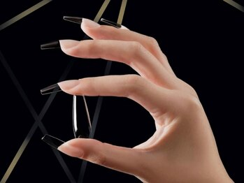 ネイル サロン シュエット(Nail salon Chouette)の写真/【最新長さだし☆】LA発アプレと韓国発ダイアミで爪の形が気になる方も美しい理想の指先へ♪