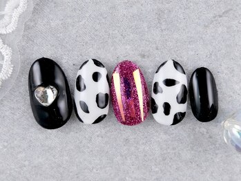 ショコ アンド ラム(Syoko&Lum)/☆牛柄ネイル☆