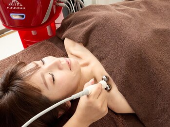 アイ ベル(AI belle)の写真/デスクワークや家事育児などによる慢性的な首肩こりに◎デコルテ周りの筋肉からしっかり整え、お悩み改善！