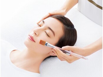 ウビクエ アトレ川崎店(UBIQUE)/角質ケア