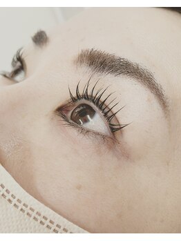 ルアナ(Luana)/ラッシュリフト