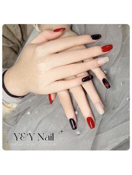 ワイアンドワイ(Y&Y)/レッド×ブラックの鮮烈なコンビ