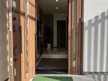 ピュア(Pure)/入り口