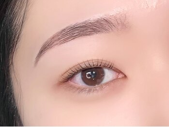 アミアイレ 本町(amiaire)の写真/【眉毛パーマ＋眉wax】お顔のバランス・骨格・黄金比に基づいた似合う美眉をプロデュース♪