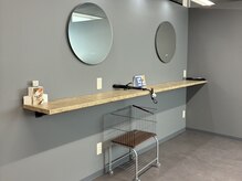 パウダールームをご用意しています♪ロッカーとアイロンも完備◎