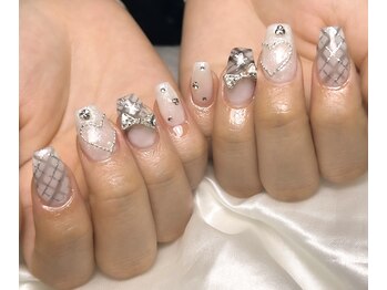 モエラニ(Moe Lani)/チェック柄ネイル