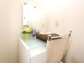 カワノビューティーサロン 周南店(KAWANO)/個別のお着替えルームあり