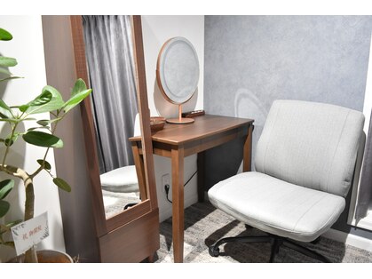 アキュリラ(Acurela)の写真