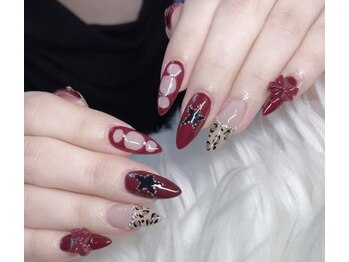 ハラ(Hara)/赤色　柄ネイル　リボン