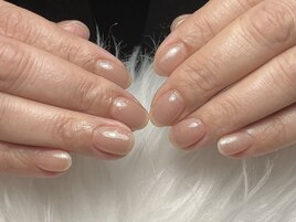 大人女性に人気♪オフィスネイル