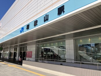 ビューステージ アイブロウサロン 和歌山/JR和歌山駅の中央口駅前です♪