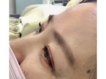 まつげ家クルン 鶴見店(kurun)/ナチュラルでも持続アップ