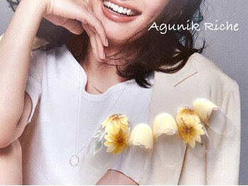 アグニークリッシェ(Agunik Riche)の写真/毎月迷う程可愛いアートに予約殺到中のサロン☆パッと目を惹く上品な指先でワンランク上の女性に♪