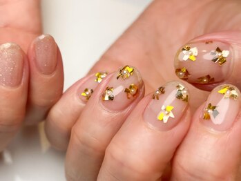 キラネイル アンド アイラッシュ by World Beauty(KIRA)/ゴールドフラワーネイル