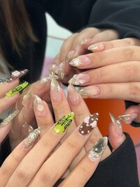個性派ネイル