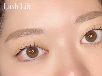 ネロリ バイ エイティスト(neroli by 8ist)/ラッシュリフト[新宿/新宿駅]