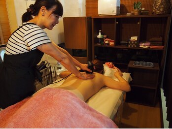 エステサロン ココ(CoCo)/ボディ(肩甲骨)