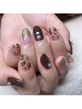 ジェイノヴァール(Jnovart)/