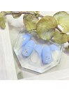 上品キラキラネイル