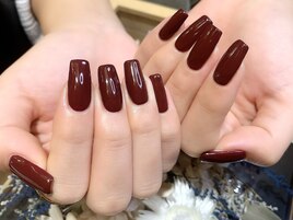 ボルドーワンカラーネイル