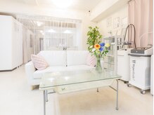 リリアス(LilyAs)の雰囲気（熟練スタッフによる高技術×最新マシンで徹底アプローチケア！）