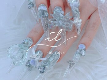 イル 神戸店/水色×ゴテゴテデザイン