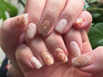 ノイスネイル(noice nail)の写真/シンプルなネイルからアートデザインも盛りだくさん♪指先を華やかに彩り”ショートネイル”を楽しもう☆