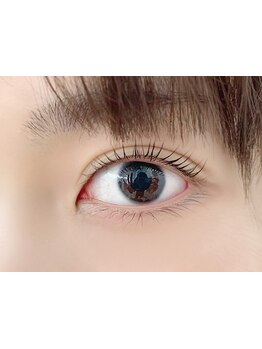 ナチュラル上品な目元にしたい