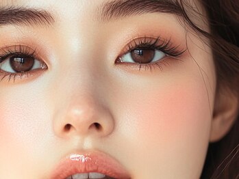 ル リアド(Le Riad)の写真/パーマ&エクステ同時施術で繊細なデザインをご提案♪メーテルラッシュもマツエク追加で更に可愛く&長く♪