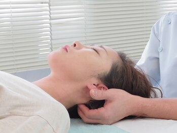 バランスアップ 整体(Balance up)の写真/【当店人気No.1★とろけるヘッドスパ20分+全身整体40分】辛い眼精疲労や、寝ても身体が重だるい方に◎