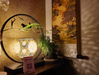 優姿/インテリアも中国テイストで統一