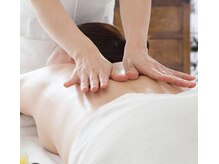 ルーメ(Lume)/全身巡るリンパケア【肩こり】